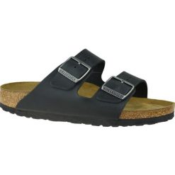 Klapki Birkenstock Arizona Nu Oiled Sfb 752483 czarne. Czarne klapki damskie bez wzorów, z materiału, casualowe, bez obcasa, bez zapięcia. Za 682.27 zł.