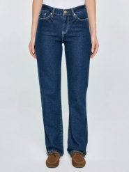 Jeansy damskie z prostą nogawką granatowe Myrra 545. Niebieskie jeansy damskie BIG STAR, bez wzorów, z bawełny, eleganckie, z podwyższonym stanem. Za 329.99 zł.