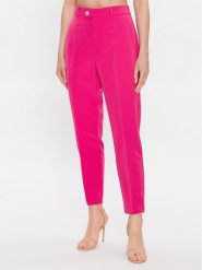 Custommade Spodnie materiałowe Paloma 999425545 Różowy Regular Fit. Czerwone spodnie materiałowe damskie Custommade, bez wzorów, z materiału. Za 559.99 zł.