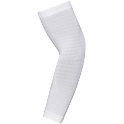 Ocieplacz Odlo Armwarmer CERAMICOOL LIGHT. Czarne rękawiczki damskie ODLO, bez wzorów. Za 138.79 zł.