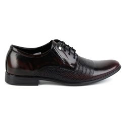 Olivier Buty męskie eleganckie skórzane 302T3 wiśnia czerwone. Czerwone buty wizytowe męskie bez wzorów, ze skóry, bez obcasa, bez zapięcia. Za 367.89 zł.