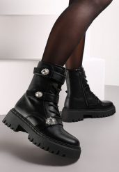 Czarne Workery Botki z Rzepami Ozdobione Klamerkami z Cyrkonami Sotina. Czarne botki damskie Renee, bez wzorów, bez obcasa, na płaskiej podeszwie, bez zapięcia. Za 169.99 zł.