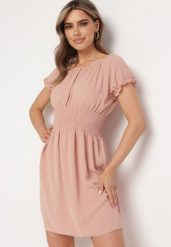 Ciemnoróżowa Rozkloszowana Sukienka Typu Hiszpanka z Gumką w Pasie Tiadella. Czerwone sukienki damskie Born2be, na co dzień, na lato, l, bez wzorów, eleganckie, bez kołnierzyka, bez ramiączek, mini, proste. Za 54.99 zł.