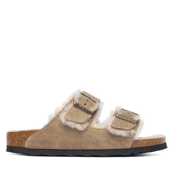 Klapki Birkenstock. Brązowe klapki damskie Birkenstock, bez wzorów, bez obcasa, bez zapięcia. Za 677.99 zł.
