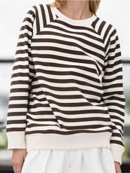 Bluza crewneck w paski - wielobarwny. Bluzy damskie Sinsay, l, bez wzorów, bez ramiączek, bez kaptura. W wyprzedaży za 24.99 zł.