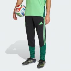 Spodnie treningowe Mexico 26 Tiro. Czarne spodnie sportowe męskie Adidas, bez wzorów, do piłki nożnej. Za 279.00 zł.