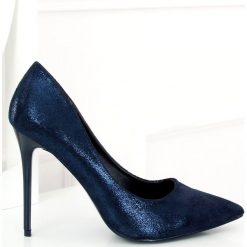 Szpilki damskie granatowe AT-0596-L Blue. Niebieskie szpilki damskie ButyModne, bez wzorów, z materiału, bez obcasa, na obcasie, bez zapięcia. W wyprzedaży za 79.00 zł.