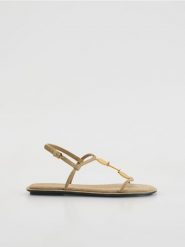 Zamszowe sandały z detalami - beżowy. Brązowe sandały damskie Reserved, bez wzorów, z zamszu, bez obcasa, bez zapięcia. Za 139.99 zł.