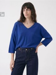 Sweter oversize z rękawami kimono, z domieszką wełny - niebieski. Niebieskie swetry nierozpinane damskie Sinsay, l, bez wzorów, z wełny, bez kołnierzyka, bez ramiączek. Za 39.99 zł.