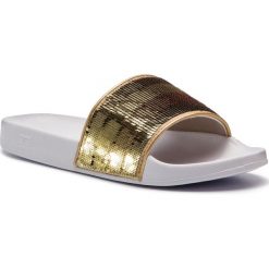 Klapki TOMMY HILFIGER - Tommy Sequins Pool Slide FW0FW03750 White 100. Żółte klapki damskie Tommy Hilfiger, z aplikacjami, z materiału, bez obcasa, bez zapięcia. W wyprzedaży za 169.00 zł.