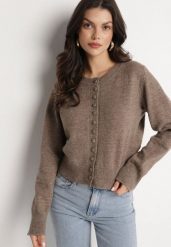 Brązowy Kardigan z i Wełną na Guziki Cornelira. Brązowe kardigany damskie Born2be, bez wzorów, z bawełny, eleganckie, bez kołnierzyka. Za 149.99 zł.