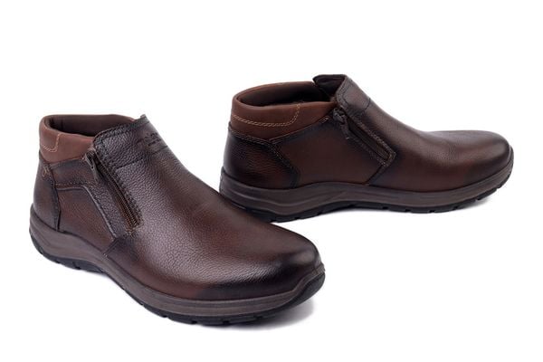 RIEKER 03657-25 brown, botki męskie. Brązowe botki męskie Rieker, bez wzorów, z wełny, bez obcasa, bez zapięcia. Za 373.92 zł.