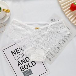 Majtki koronkowe ze strapsami eleganckie Herlaug. Czarne majtki damskie Intica, z koronki. Za 59.00 zł.