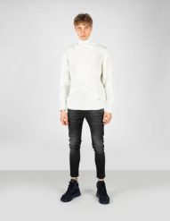 Takeshy Kurosawa Sweter "Dolcevita" | 83062 | Dolcevita Sfumata | Mężczyzna | Biały, Szary. Białe swetry męskie Takeshy Kurosawa, l, bez wzorów, z dzianiny, bez kołnierzyka, bez ramiączek. W wyprzedaży za 319.00 zł.