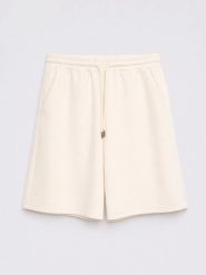 Szorty damskie dresowe z wiskozy kremowe Lunaras 102. Białe szorty damskie BIG STAR, bez wzorów, z dresówki, eleganckie. Za 119.99 zł.