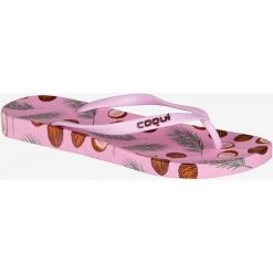 Damskie klapki Coqui. Czerwone klapki damskie Coqui, bez wzorów, z materiału, sportowe, bez obcasa, bez zapięcia. Za 127.99 zł.