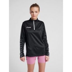 Bluza Kurtka HUMMEL HML AUTHENTIC Women Poly Zip Jacket damska. Czarne bluzy damskie Hummel, l, bez wzorów, z materiału, klasyczne, bez ramiączek, bez kaptura. Za 99.00 zł.