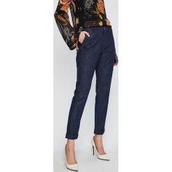 Scotch & Soda - Spodnie. Niebieskie spodnie materiałowe damskie Scotch & Soda, bez wzorów, z bawełny, casualowe. W wyprzedaży za 399.90 zł.