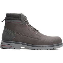Szare Trapery Reward. Szare buty zimowe męskie Born2be, na jesień, bez wzorów, z materiału, z okrągłym noskiem, bez obcasa, bez zapięcia. Za 139.99 zł.