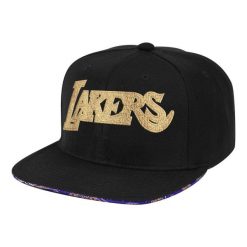 Czapka z daszkiem bejsbolówka Mitchell & Ness NBA Los Angeles Lakers. Czarne czapki damskie Mitchell & Ness, bez wzorów, sportowe. Za 109.00 zł.