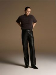 Sweter z moherem - ciemnoszary. Szare swetry nierozpinane damskie Reserved, l, bez wzorów, z dzianiny, bez kołnierzyka, bez ramiączek. Za 279.99 zł.