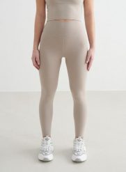 Damskie legginsy z wysokim stanem, squat proof, dla niskich Sense ciemny beż. Brązowe legginsy damskie Aim'n, bez wzorów, z elastanu. Za 297.00 zł.