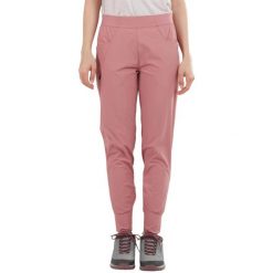 Spodnie sportowe damskie Fundango Sabana Active Pants długie. Czerwone spodnie dresowe damskie FUNDANGO, bez wzorów, z poliamidu, sportowe, długie. Za 244.00 zł.