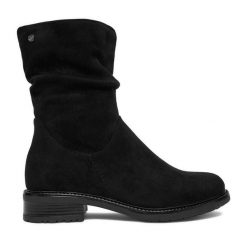Botki Lasocki. Czarne botki damskie Lasocki, bez wzorów, bez obcasa, na płaskiej podeszwie, bez zapięcia. Za 189.99 zł.