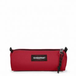 Pojedynczy Plecak Eastpak Benchmark Dorosłych. Czerwone plecaki męskie Eastpak, bez wzorów, z materiału. Za 59.50 zł.