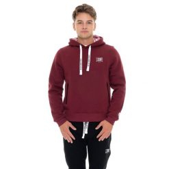 Bluza zimowa Herren z Kapuze zum Überziehen, mała Leone 1947 Logo. Czerwone bluzy męskie LEONE 1947 APPAREL, na zimę, bez wzorów, z bawełny, sportowe, bez ramiączek, bez kaptura. Za 206.29 zł.