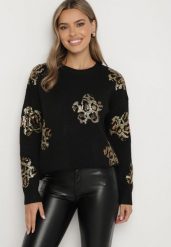 Czarny Sweter z Kwiatowymi Naszywkami i Cekinami Ciadora. Czarne swetry nierozpinane damskie Born2be, z aplikacjami, z jeansu, eleganckie, bez kołnierzyka, bez ramiączek. Za 159.99 zł.