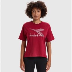 Koszulka damska DIADORA L.T-SHIRT SS LUSH. Czerwone koszulki sportowe damskie Diadora, l, bez wzorów, bez ramiączek. Za 49.99 zł.