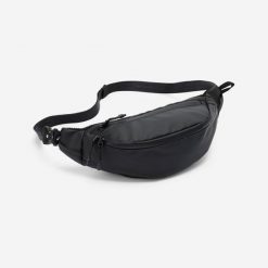 Second Life - Torebka nerka hydrofobowa 2 kieszenie - Stan Doskonały. Czarne saszetki i nerki męskie Decathlon, bez wzorów, z materiału. Za 58.99 zł.