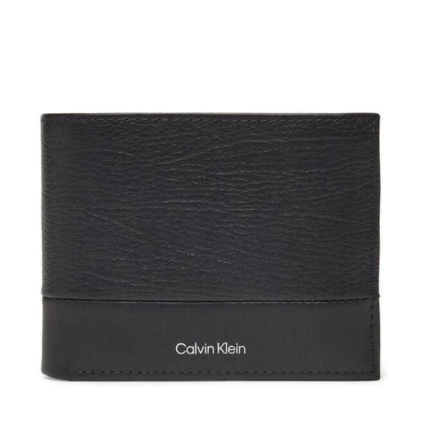 Portfel Calvin Klein. Czarne portfele męskie Calvin Klein, bez wzorów. Za 239.99 zł.