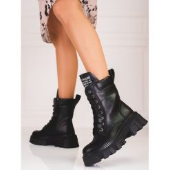 Sznurowane workery damskie z protektorem czarne. Czarne botki damskie bez wzorów, bez obcasa, bez zapięcia. Za 231.50 zł.