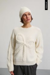 Czapka z dodatkiem wełny biała. Białe czapki damskie MOODO, bez wzorów, z poliamidu. Za 49.99 zł.