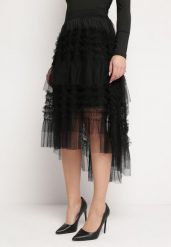 Czarna Rozkloszowana Spódnica z Falbankami Warda. Czarne spódnice damskie Born2be, m, z aplikacjami, midi, rozkloszowane. Za 139.99 zł.