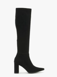 Czarne kozaki z elastyczną cholewką. Czarne kozaki damskie Ryłko, bez wzorów, z nubiku, bez obcasa, na obcasie, bez zapięcia. Za 379.99 zł.