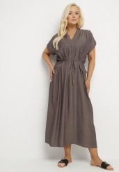 Ciemnoszara Wiskozowa Sukienka Pudełkowa z Cienkim Paskiem i Kieszeniami Lumivorae. Szare sukienki damskie Born2be, na co dzień, plus size, bez wzorów, z wiskozy, eleganckie, bez kołnierzyka, plus size, bez ramiączek, maxi, proste. Za 74.99 zł.