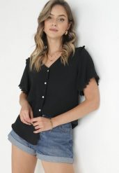 Czarna Koszula z Koronką i Trójkątnym Dekoltem Kieratia. Czarne koszule damskie Born2be, l, bez wzorów, z koronki, bez kołnierzyka, bez ramiączek. Za 69.99 zł.