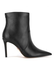 Nine West Botki BYCCC05 Czarny. Czarne botki damskie Nine West, bez wzorów, z materiału, bez obcasa, na szpilce, bez zapięcia. Za 249.99 zł.