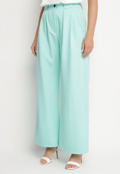 Jasnozielone Spodnie Garniturowe o Szerokim Kroju z Zakładkami i Wysokim Stanem Ulianeria. Zielone spodnie materiałowe damskie Born2be, bez wzorów, z jeansu, biznesowe, z podwyższonym stanem. Za 119.99 zł.