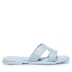 Klapki GINO ROSSI. Niebieskie klapki damskie Gino Rossi, bez wzorów, bez obcasa, bez zapięcia. Za 124.99 zł.