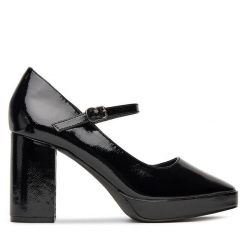 Czółenka DeeZee. Czarne czółenka damskie DeeZee, bez wzorów, bez obcasa, bez zapięcia. Za 149.99 zł.