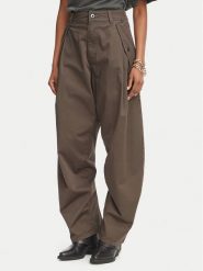 G-STAR Spodnie materiałowe Jett 3D D29942-5126 Khaki Regular Fit. Brązowe spodnie materiałowe damskie G-Star, bez wzorów, z bawełny, retro. Za 509.99 zł.