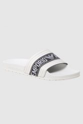 EMPORIO ARMANI Białe klapki męskie. Białe klapki męskie Emporio Armani, bez wzorów, bez zapięcia. W wyprzedaży za 169.99 zł.