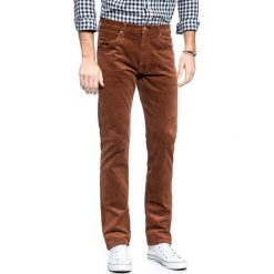 SPODNIE MĘSKIE WRANGLER 11MWZ TORTOISE SHELL W1MZA2H08 112127699. Spodnie materiałowe męskie Wrangler, bez wzorów, z materiału. Za 209.99 zł.