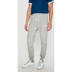 Hype - Spodnie. Szare spodnie materiałowe męskie Hype, bez wzorów, z bawełny. W wyprzedaży za 119.90 zł.