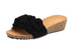 Czarne klapki damskie Sergio Leone Sk028. Czarne klapki damskie Sergio Leone, bez wzorów, z zamszu, eleganckie, bez obcasa, na obcasie, bez zapięcia. Za 119.00 zł.