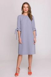 Klasyczna elegancka sukienka trapezowa szara. Szare sukienki damskie Stylove, do pracy, l, bez wzorów, z materiału, biznesowe, bez kołnierzyka, bez ramiączek, proste. Za 299.00 zł.